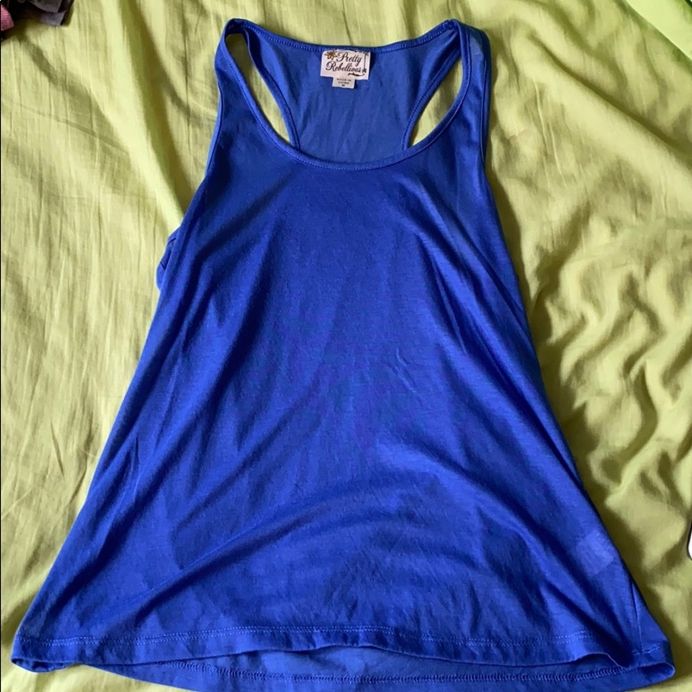 Pretty Rebellious Razorback blue top